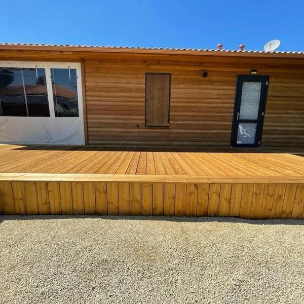 Chalet cosy proche mer，位于Vandré的酒店