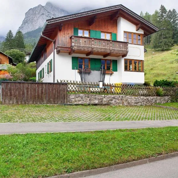 Ferienwohnung Kramernest，位于格赖瑙的酒店