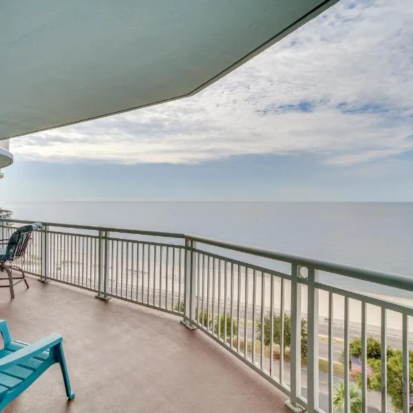 Beachfront Gulfport Vacation Rental with Balcony!，位于格尔夫波特的酒店