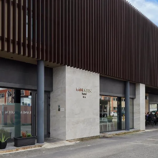 Hotel Landaben，位于潘普洛纳的酒店