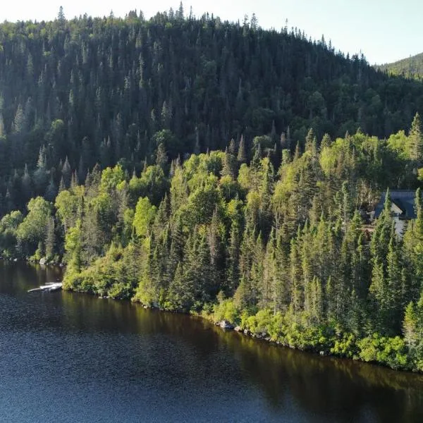 Auberge Boréale de Charlevoix，位于朗斯圣让的酒店