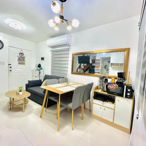 Nyssa Crib 2BR Whole Townhouse Camella Bacolod South，位于巴科洛德的酒店