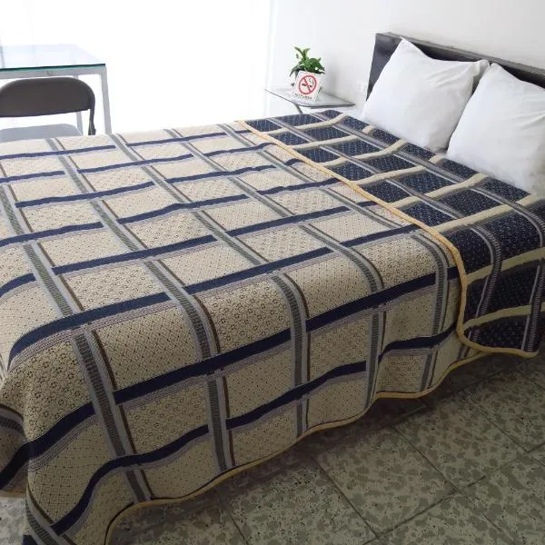 HOTEL LLANITO AGS，位于阿瓜斯卡连特斯的酒店