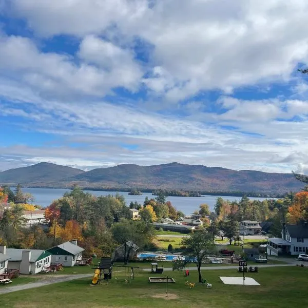 Hill View Motel and Cottages，位于乔治湖的酒店