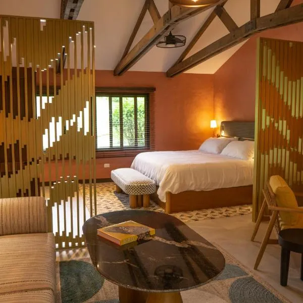 Villa Blanca Cloud Forest Hotel & Retreat，位于Zarcero的酒店