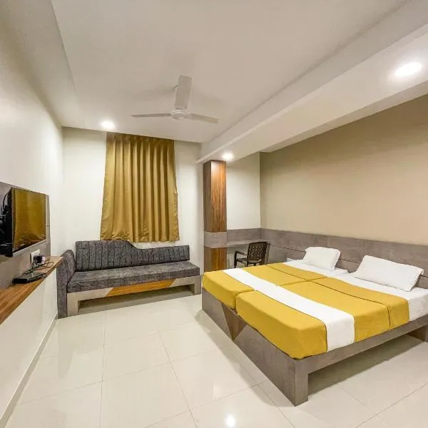 Hari Om Residency，位于普杰的酒店