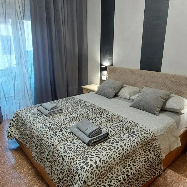 NATALI Appartamens，位于马尔切西内的酒店