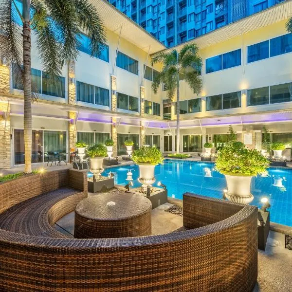 Qiu Hotel Sukhumvit - BTS On Nut Station，位于曼谷的酒店