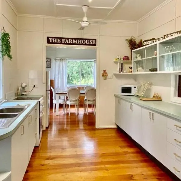 Kenilworth Farmhouse，位于Coolabine的酒店