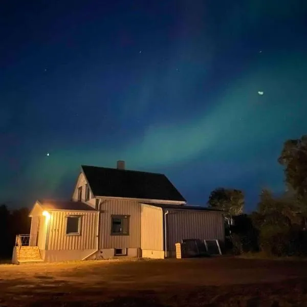 Koselig hus i landlig område，位于Saupstad的酒店