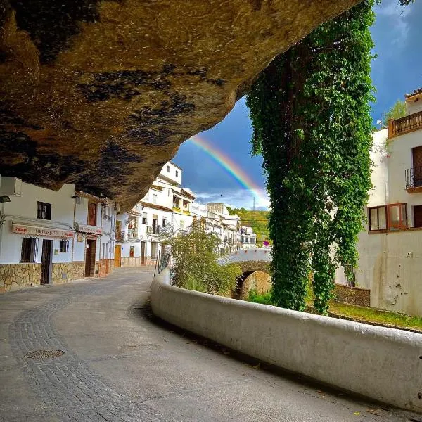 Casa Cuevas del Sol，位于塞特尼尔的酒店