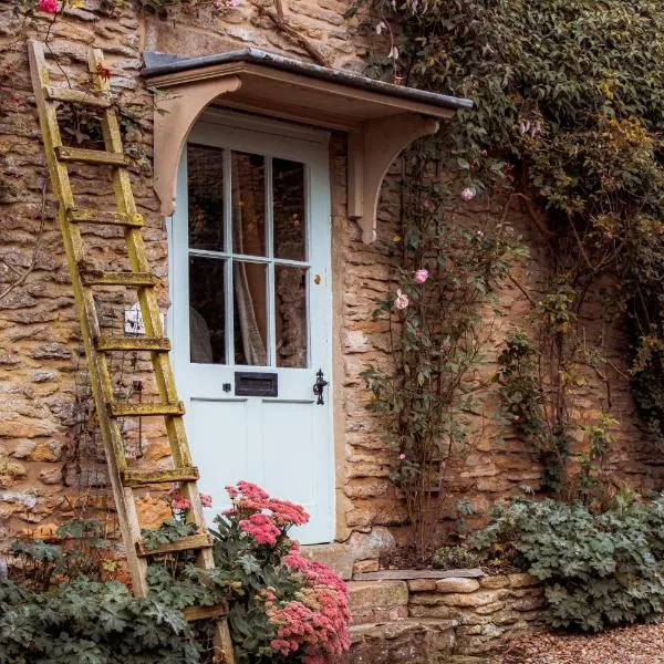 Quirky Tiny Home in York Moors，位于Rosedale Abbey的酒店