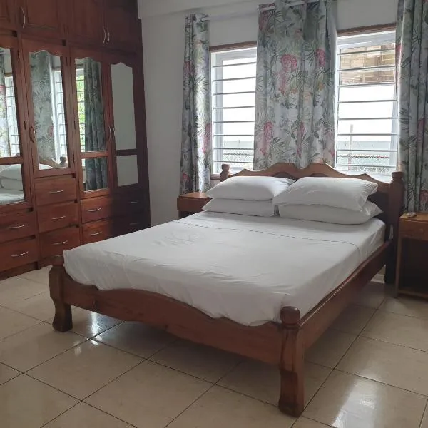 Palmont Commercial Self-Catering Apartments - Beau Vallon，位于博瓦隆的酒店