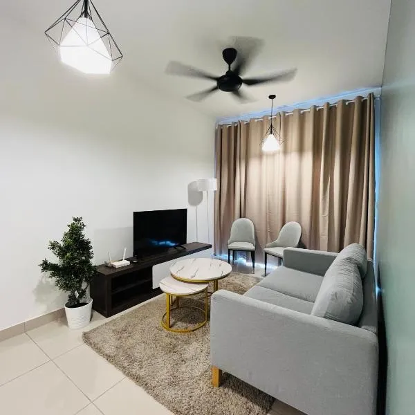 COMFY SKY SUITE Free Wifi & Netflix，位于加影的酒店