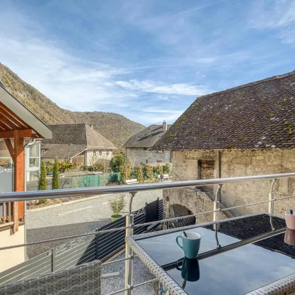 Appartement Doussard au bord du lac d'Annecy，位于杜萨尔的酒店