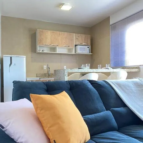 Apartamento Completo 2 Quartos com AC em Blumenau à 10min Vila Germânica, Tv a cabo e Premiere, ideal para família, Fácil acesso para Pomerode，位于布卢梅瑙的酒店