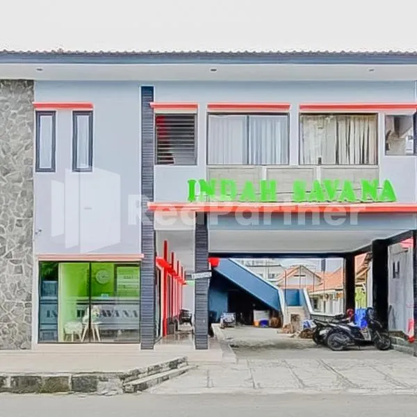 Indah Savana Hotel Mitra RedDoorz，位于Cikembulan的酒店