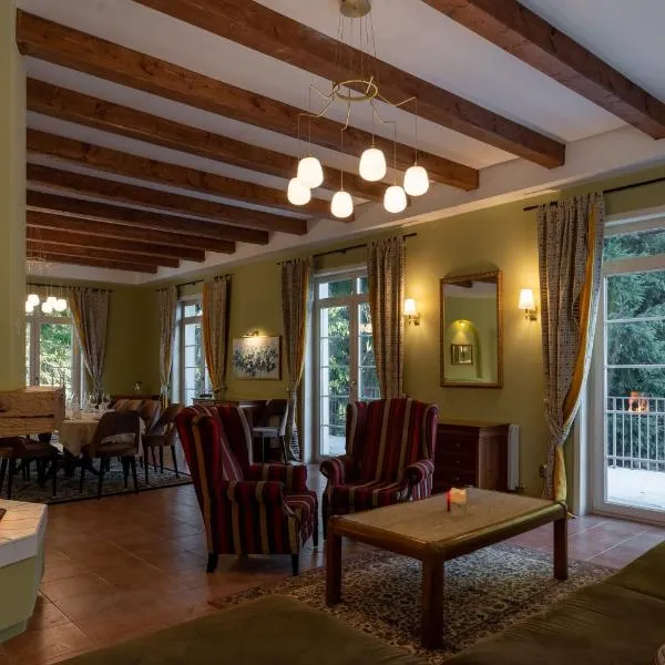 Vila Cetina，位于贝利什的酒店