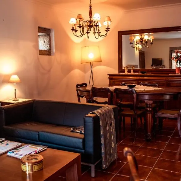 Casa Sobreira da Silva - Alojamento Local，位于阿尔梅达的酒店