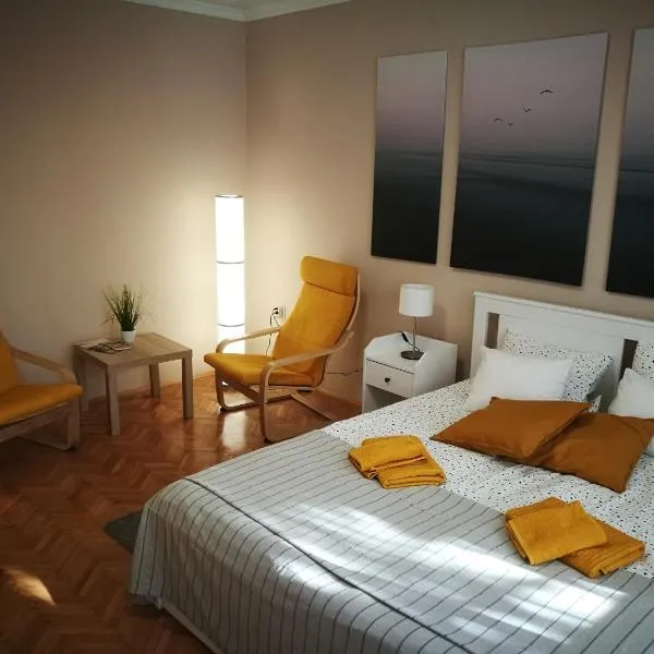 Fontana Apartman，位于毛科的酒店