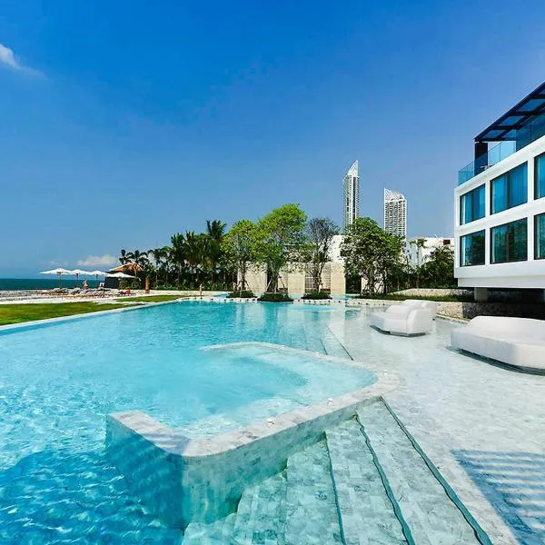 Veranda Resort Pattaya - MGallery by Sofitel，位于乔木提恩海滩的酒店