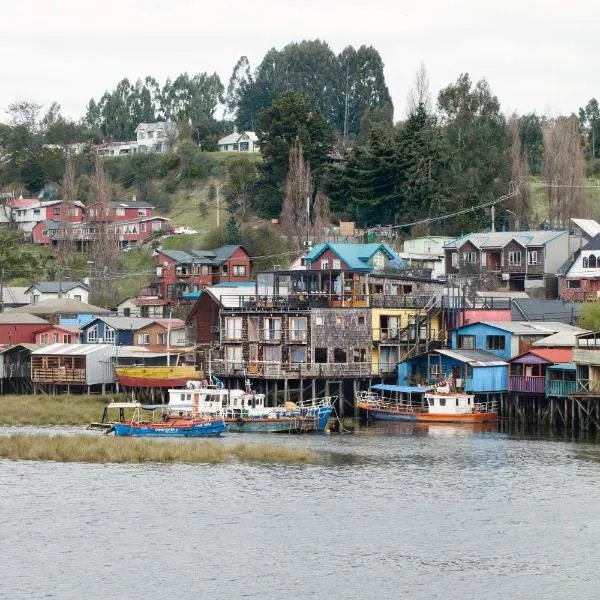 Palafito 1326 Hotel Boutique Chiloé，位于Llaullau的酒店