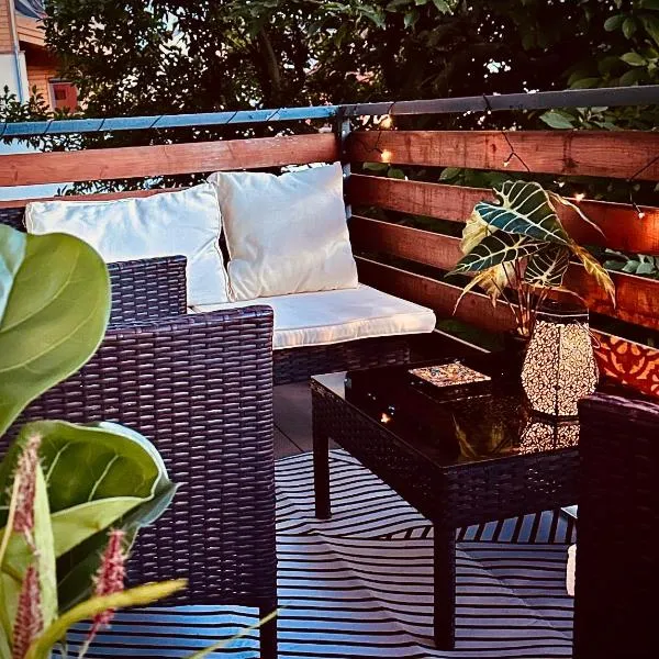 Schöne Terrassenwohnung zwischen Giessen und Marburg，位于Staufenberg的酒店