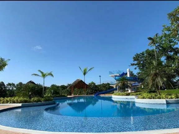 Casa vacacional en Pedro Vicente Maldonado，位于Pedro Vicente Maldonado的酒店