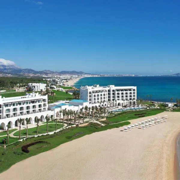 The St. Regis La Bahia Blanca Resort - Tamuda Bay，位于Dar Merah Deriba的酒店
