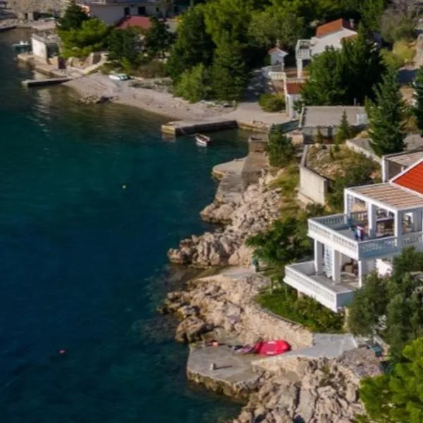 Kuća za odmor SeaHouse，位于Šarići的酒店