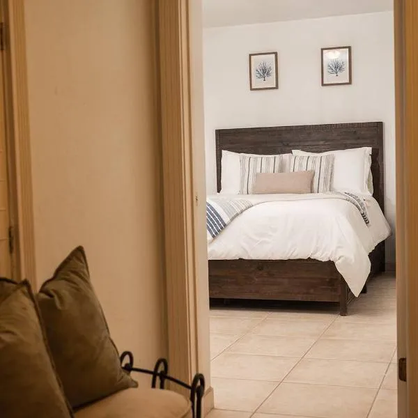 La Casa de Abajo，位于San Antonio del Mar的酒店