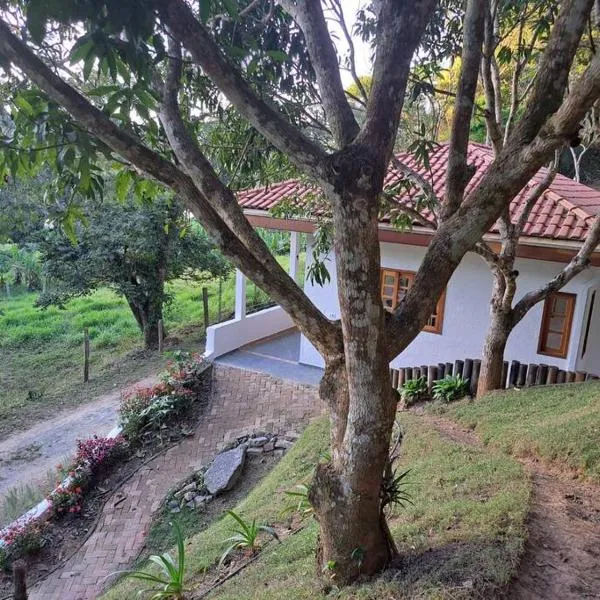 Orobó Kaá - entre a floresta e a vida no campo，位于圣若泽杜斯坎普斯的酒店