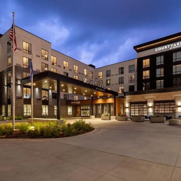 Courtyard by Marriott St Paul Downtown，位于圣保罗的酒店