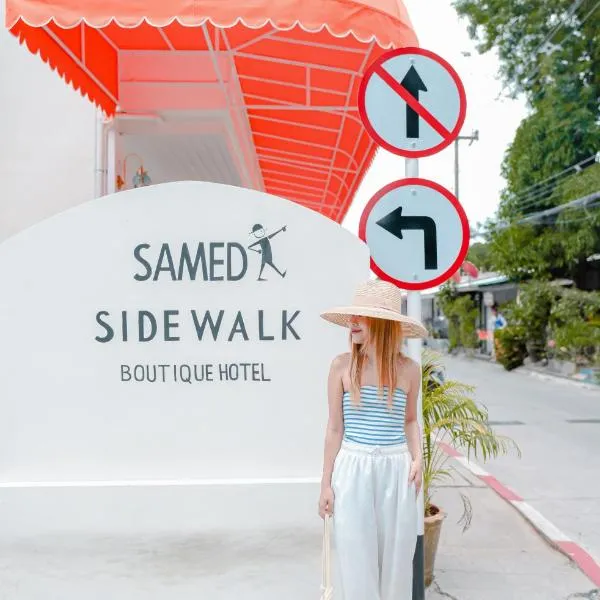 Sidewalk Boutique Hotel，位于Ban Phlong Takhe的酒店