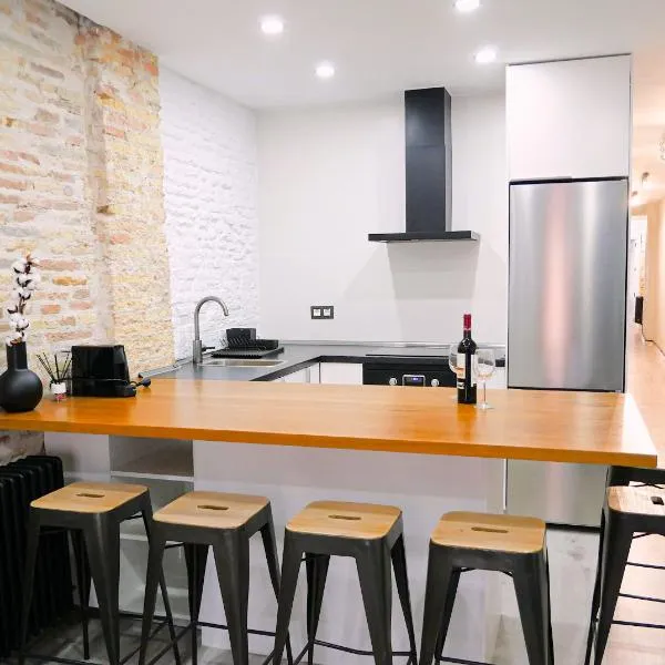 Espacioso apartamento en el centro de Pamplona，位于潘普洛纳的酒店