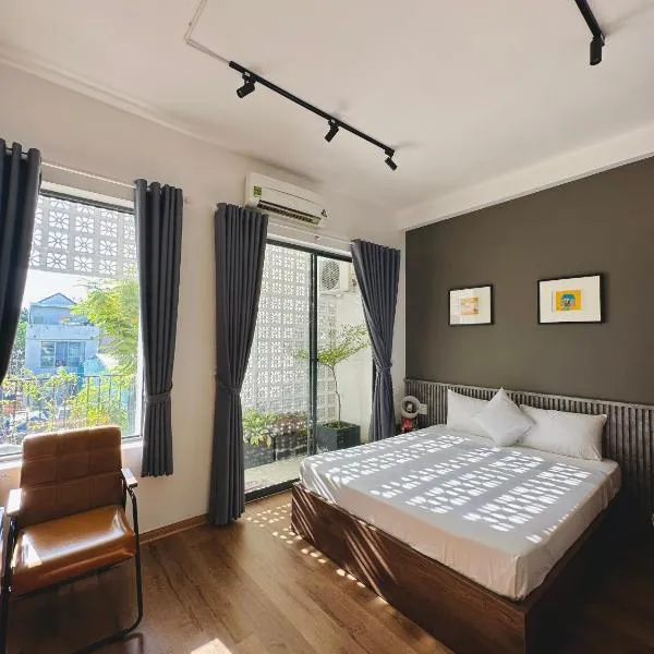 Loka Home & Yoga，位于岘港的酒店