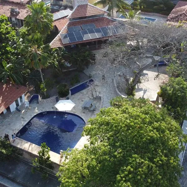 Casa inteira, sauna, piscina ozonizada, praia Enseada dos Corais, Cabo de Santo Agostinho, Pernambuco, Nordeste, Brasil，位于卡博迪圣阿戈斯蒂尼奥的酒店