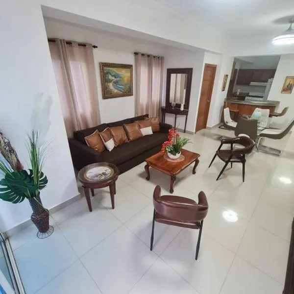 Apartamento, completo, cómodo en Bella Vista con 1 o 2 dormitorio，位于圣多明各的酒店