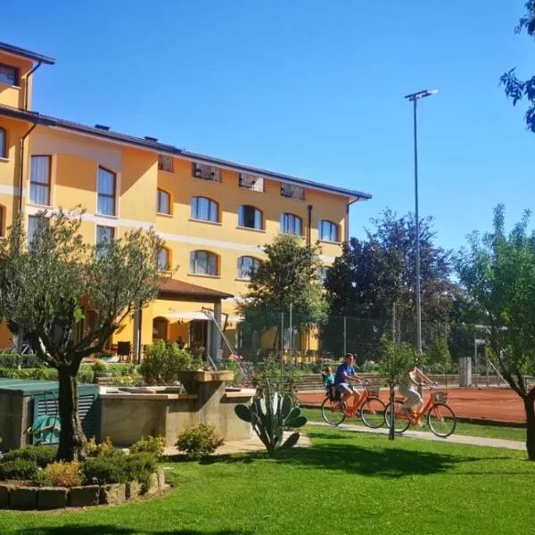安科拉运动酒店，位于Portegrandi的酒店