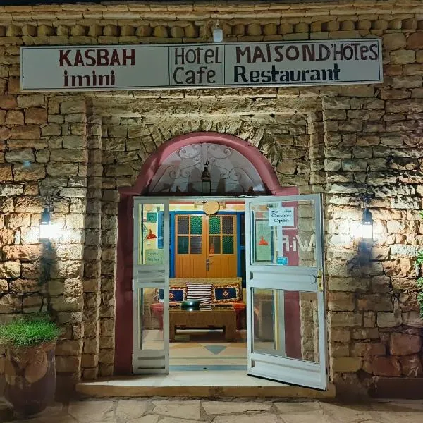 Kasbah Imini Restaurant & Hotel，位于Tazoult nʼ Oumradoua的酒店