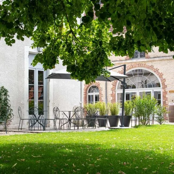 Qualisterra - Chambres d'Hôtes, Vignoble Bio-inspirant et Bien-être Corps et Esprit，位于Couvignon的酒店