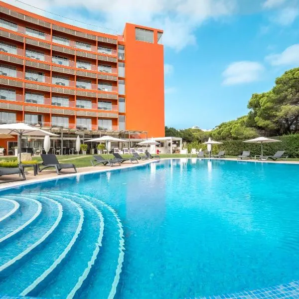 Aqua Pedra Dos Bicos Design Beach Hotel - Adults Friendly，位于阿尔布费拉的酒店
