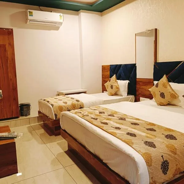Hotel Maan Palace，位于巴罗达的酒店