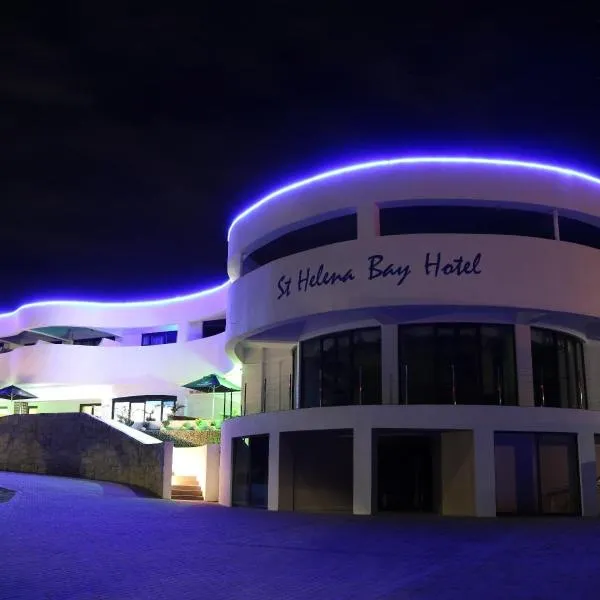 St Helena Bay Hotel，位于Stompneusbaai的酒店