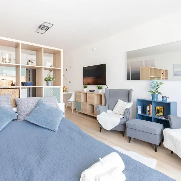 Panoráma Sétány Apartman Fonyód，位于福纽德的酒店