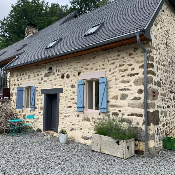 Gîte Maison du Trottoir, Sussac，位于Sussac的酒店