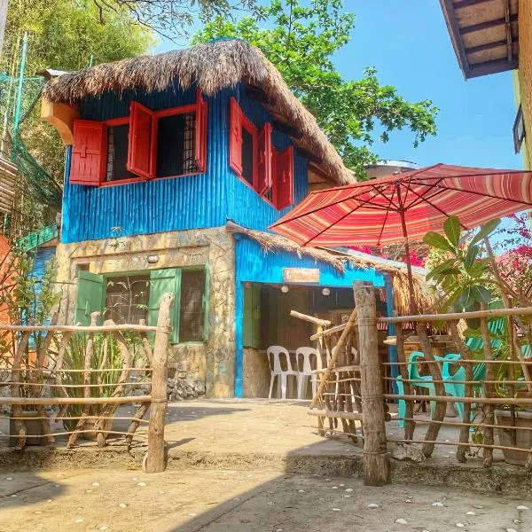 Beach House-Casita in Calatagan with pool ( for 6)，位于Calatagan的酒店