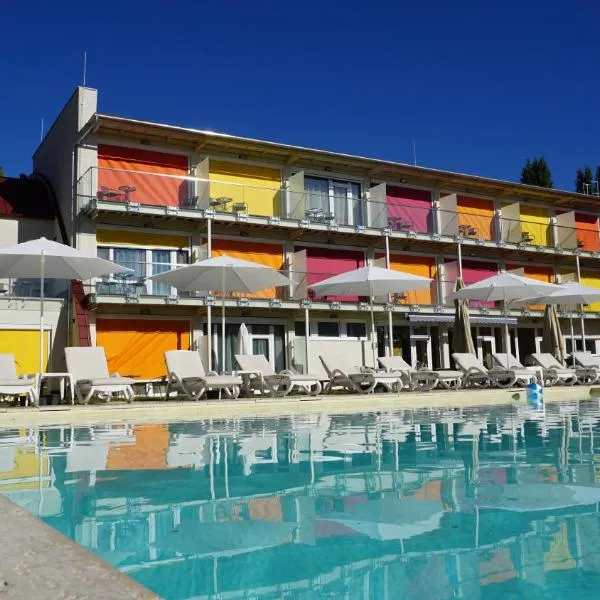 Colors Holiday Hotel，位于希欧福克的酒店