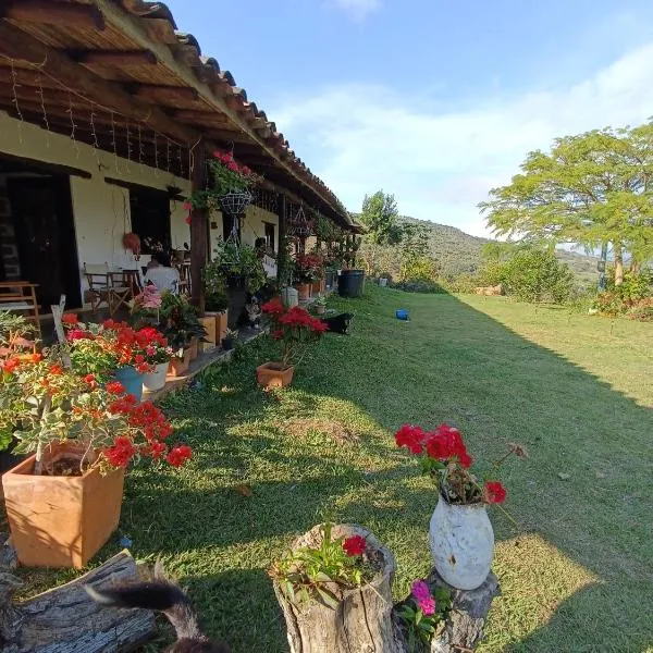 Mirador Escondido del Chicamocha a 22km de Barichara，位于Villanueva的酒店