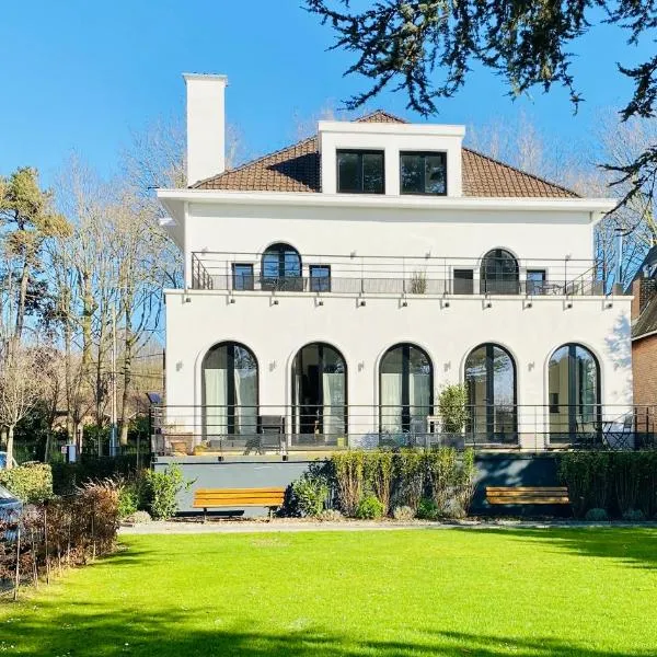 Les Appartements de l'Hippodrome，位于朗贝萨尔的酒店